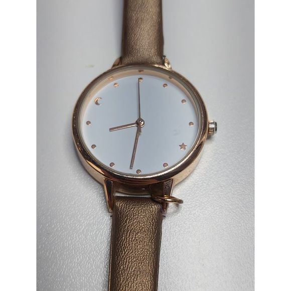 New look wrist watch - Picture 1 of 5